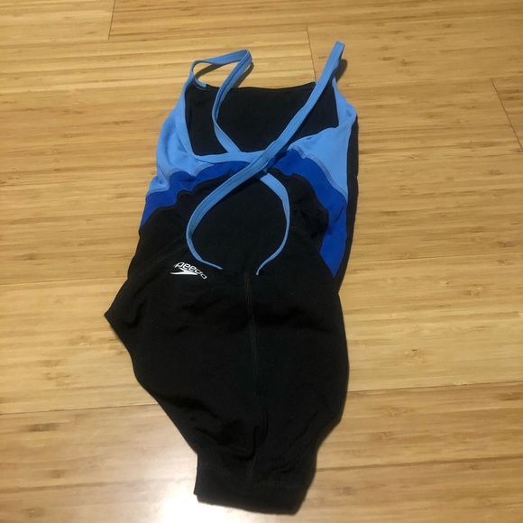 Swim suit - Picture 2 of 2